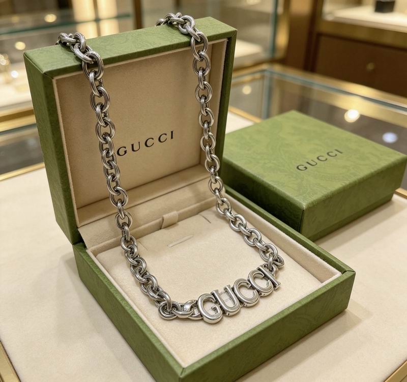 Gucci Logo Letter Chain Necklace – Silver